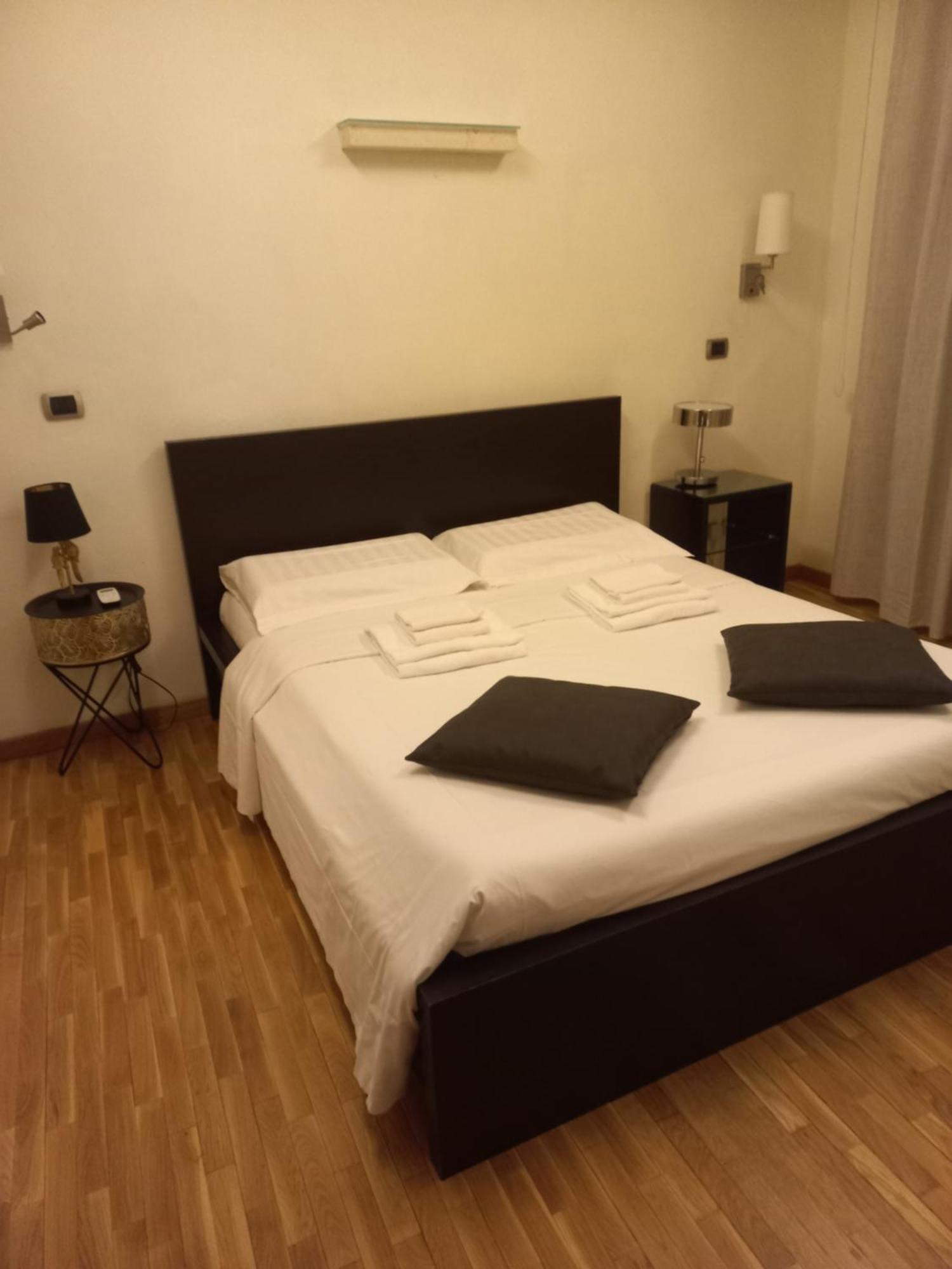 Stefano House Appartamento Fontana Di Trevi Рим Номер фото